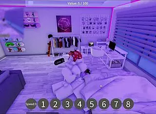 divirtiendome un rato en un condomio roblox, wanna join?