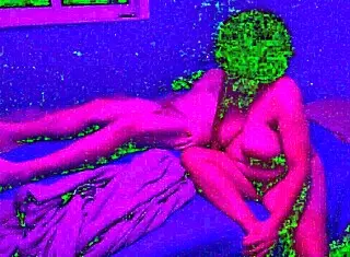 Milf Enjoys Intimate Bedroom Session