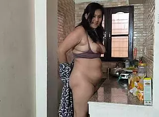 Step brother fucks blonde step sister in homemade scene