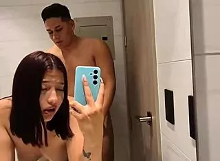 mi cuñada bathing, i couldn't resist 😏