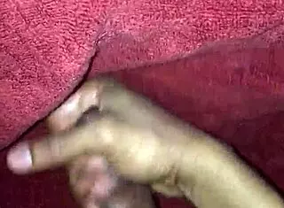 watching xvideos while making video