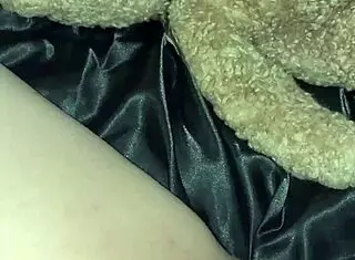 oh god, this tight pussy needs bbc now! squirt for me in los angeles!