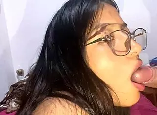 Friend's girlfriend sucks me gives her ass