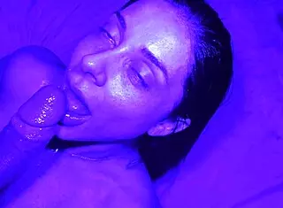 Beautiful latina gets blowjob and creampie in blue room
