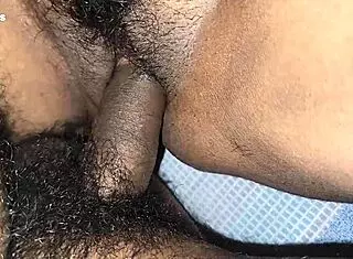 Sharing Bed with Stepmom Turns Horny at Midnight, Cum Dripping on Her Hairy Asshole Close Up