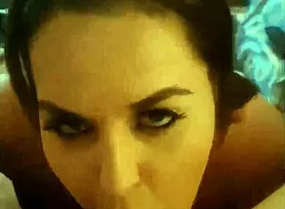 Sri Lankan BBW Wife Performs