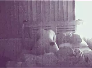 This amateur couple is making love loudly