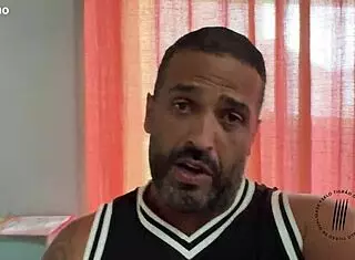 Tirando Leite De Tigre - Trailer - Completo No Red