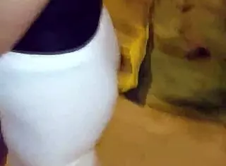 hey, i offered money to that mature venezuelan milf with big ass on the street to fuck