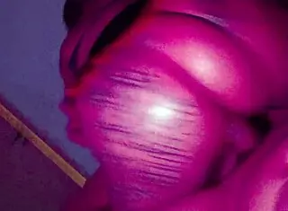 Gostosa in lingerie shows off big pussy and natural tits