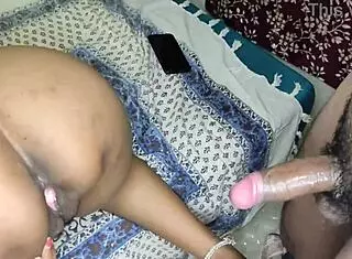 Indian Mallu Aunty’s Nude Selfie and Fingering for Father-in-Law