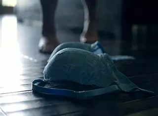 Pretty blonde Blake Blossom gets Angel Young to go down on her