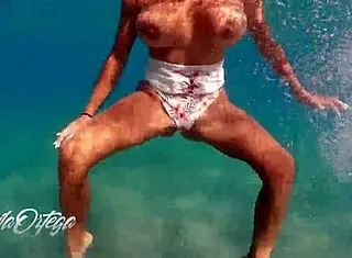 Wow! Sheila Ortega sucks and fucks underwater while snorkeling!