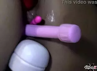 Maxine fucks her ass moaning loudly