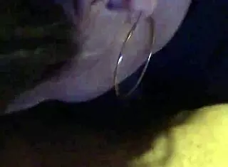 kingdinglong scores a bbc gumjob from mature white cougar