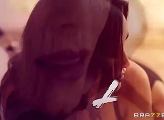 Hot MILF Veronica Avluv craves intense anal fucking with big tits and assfucking on Brazzers