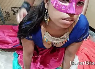 Indian Babe Licks Ass In Saree