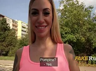 I suck that italian babe outdoor, pumpino yes!