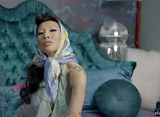 asa akira strips solo