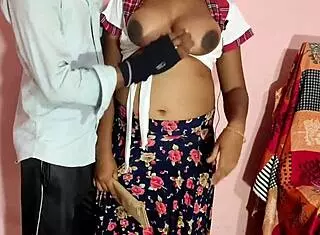 i bent over desi bhabhi in hotel room sex