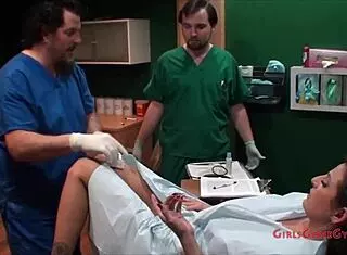 Lola Lynn Felt Up By Student Interns In Hospital!