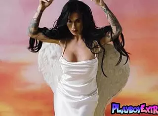 Naked milf angel joanna angel strips and reveals her sexy tattoos!