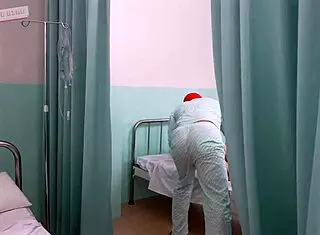 Nurse delivers justice with intense patient pounding at hospital