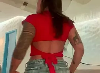 I Rented a Motel Room and Enjoyed It Alone Intensely