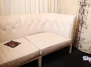 thick asian milf tokyo leigh at mazee’s magic show