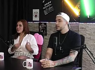 Bia Ruyva discusses cuckold issues and viagra.