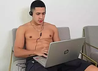 i get caught masturbating by stepson with his microphones - monique fuentes & max betancur