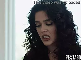 hung guy called by big ass latina milf for laptop fix