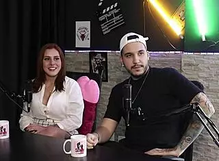 Bia Ruyva discusses cuckold issues and viagra.