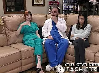 Yeni öğrenci Ditria Rose zorunlu Hitachi orgazmı yaşıyor!