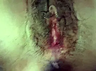 Put the dick in the teacher's tight pussy until she squirts.