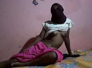 Buangkali pertama kasar kongkek adik tiri susu besar sebelum ortu balik rumah