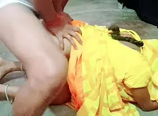 Desi Bhabhi Giving Pussy Licking To Devar Bangali