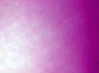 el vecino me sorprende en el baño y lo invito a acompañarme