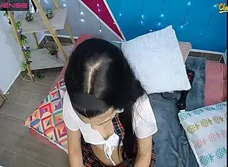 New Camgirl Mia Lopez Debuts on Webcam