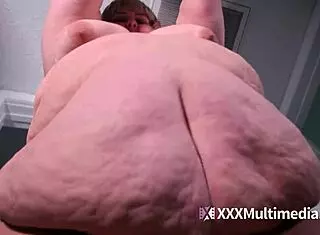 i'm ssbbw ivy davenport jiggling my big belly