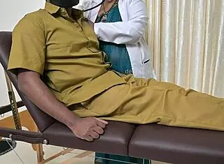 Lucky Taxi Driver Receives Help From Cute Doctor