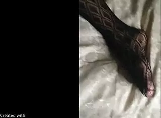 thick pawg shows big ass and juicy titties 😘