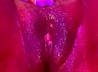 Ebony babe masturbates pussy to intense orgasm in sex