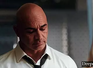 Deeper Obedient Baddie Khloe Kapri Deepthroats Massive Cock