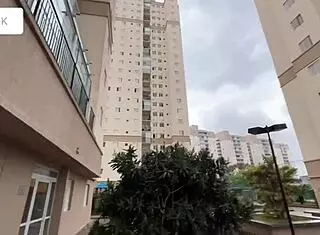 Amberzinha shows new apartment and gets wet pussy fucked in roleplay