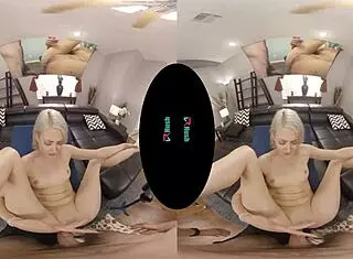 does vrhush zoe sparx want her ass filled with cum?