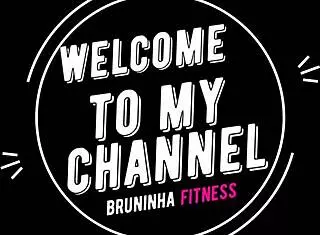 Brazilian Hottie Teases with Shaved Close-Up