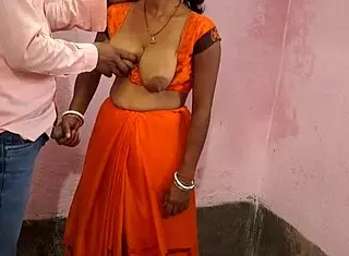 Indian Hot Bhabhi Fucks Tailor Master Passionately!