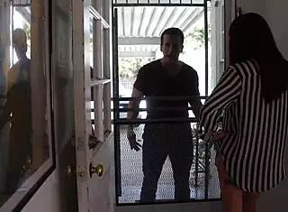 Keiko Shaved Pussy Wants Monster Cock Facial