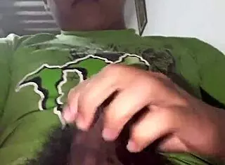 enjoying a hot solo session in my peruvian living room today